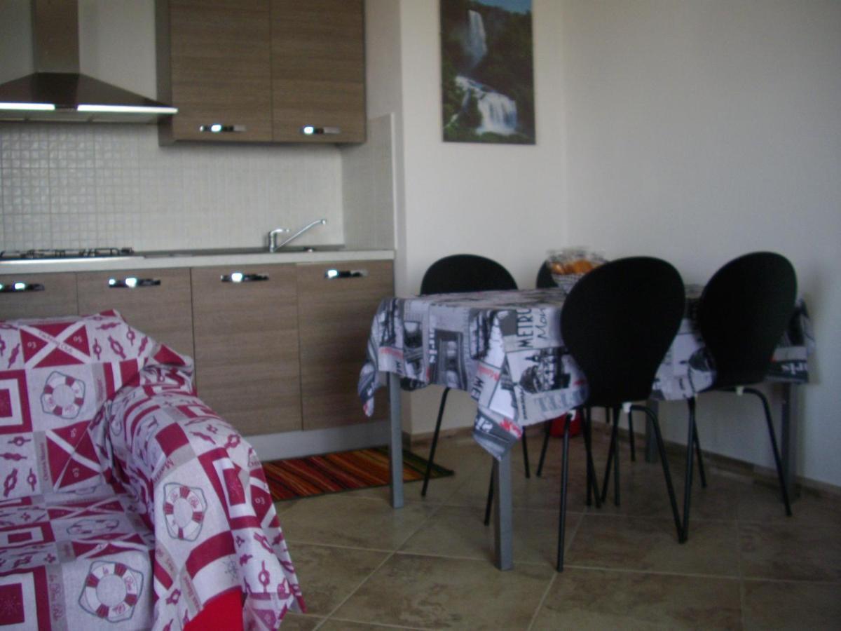 Appartamento Sofia - Nord Sardegna - Badesi Εξωτερικό φωτογραφία