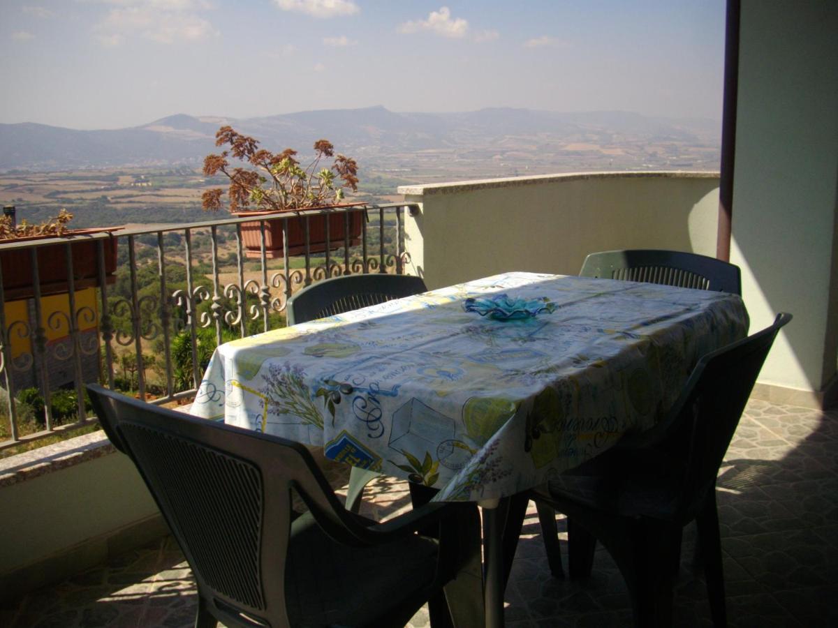 Appartamento Sofia - Nord Sardegna - Badesi Εξωτερικό φωτογραφία